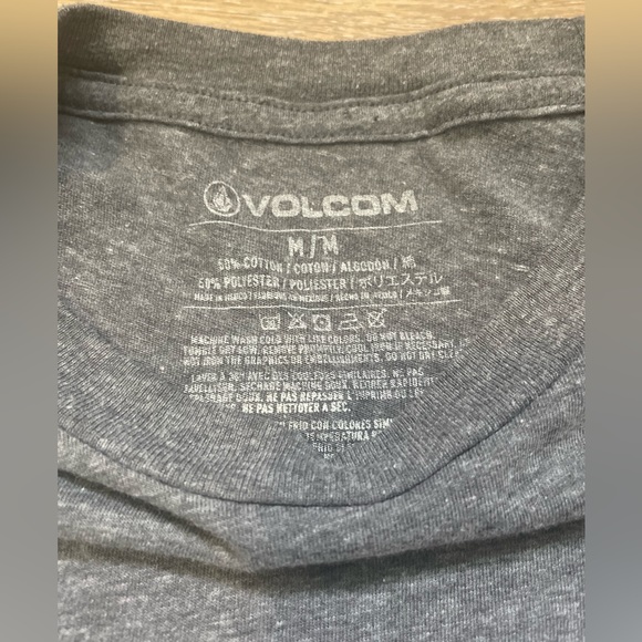 VOLCOM graphic t - Picture 3 of 5